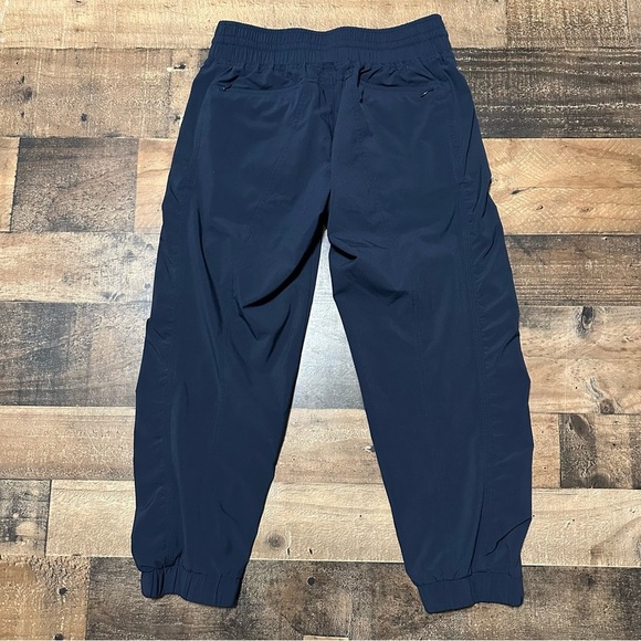 Athleta La Viva Capri Jogger Pants - Picture 3 of 6